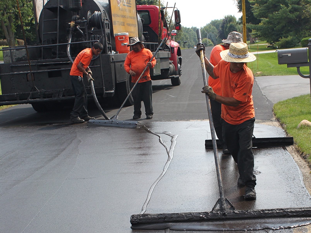 sealcoating application 1